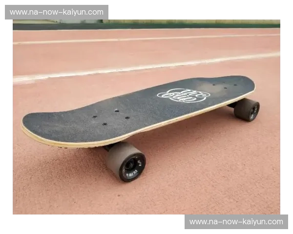 滑板分析：从零开始读懂你的下一块板